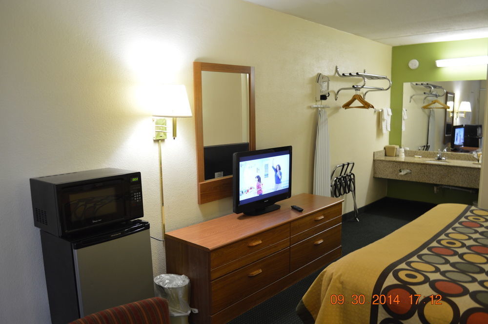 Super 8 By Wyndham Tifton Hotel Luaran gambar