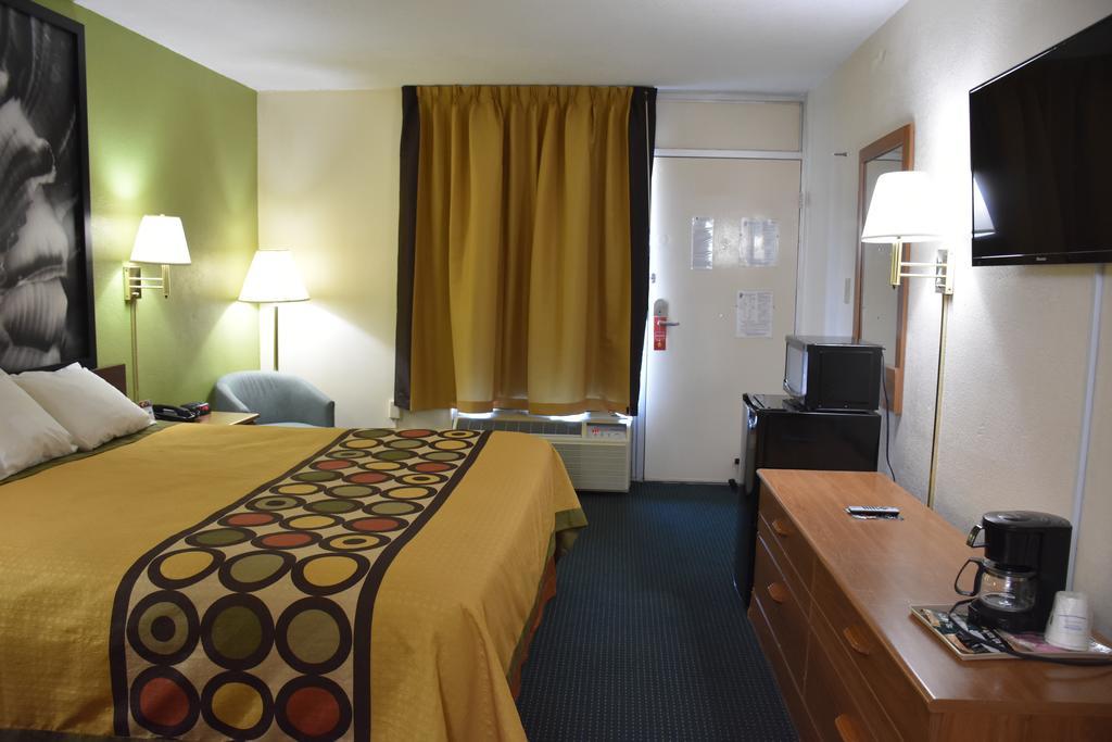 Super 8 By Wyndham Tifton Hotel Luaran gambar
