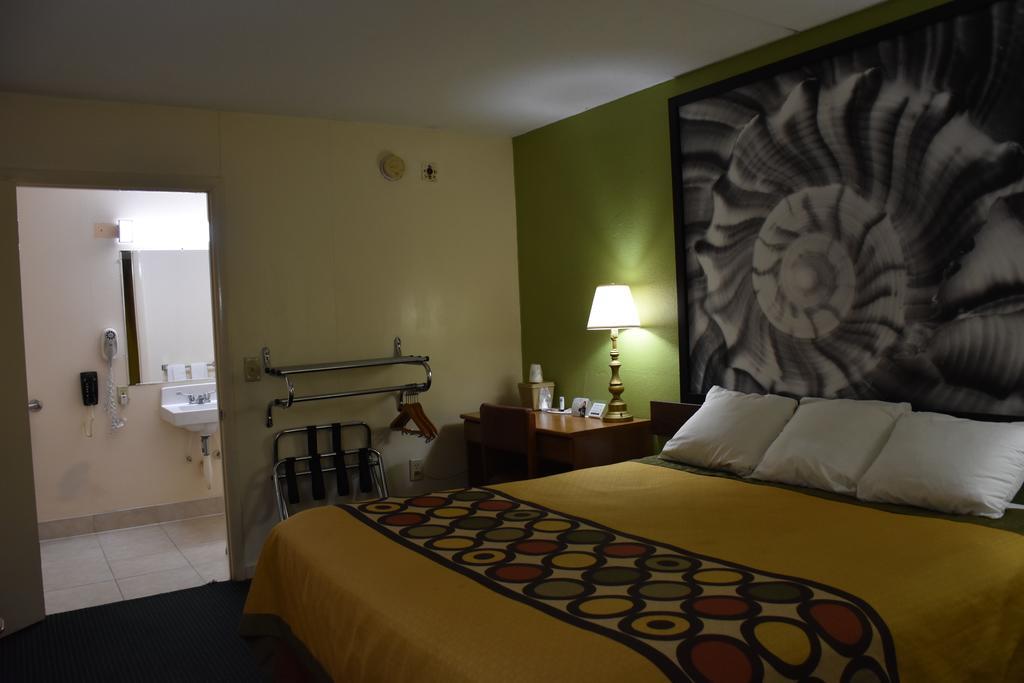 Super 8 By Wyndham Tifton Hotel Luaran gambar