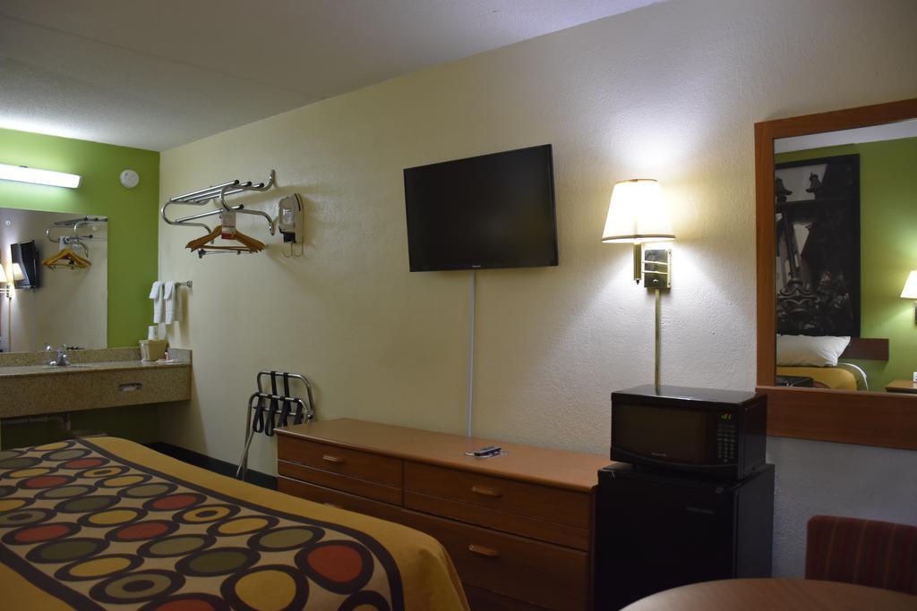 Super 8 By Wyndham Tifton Hotel Luaran gambar