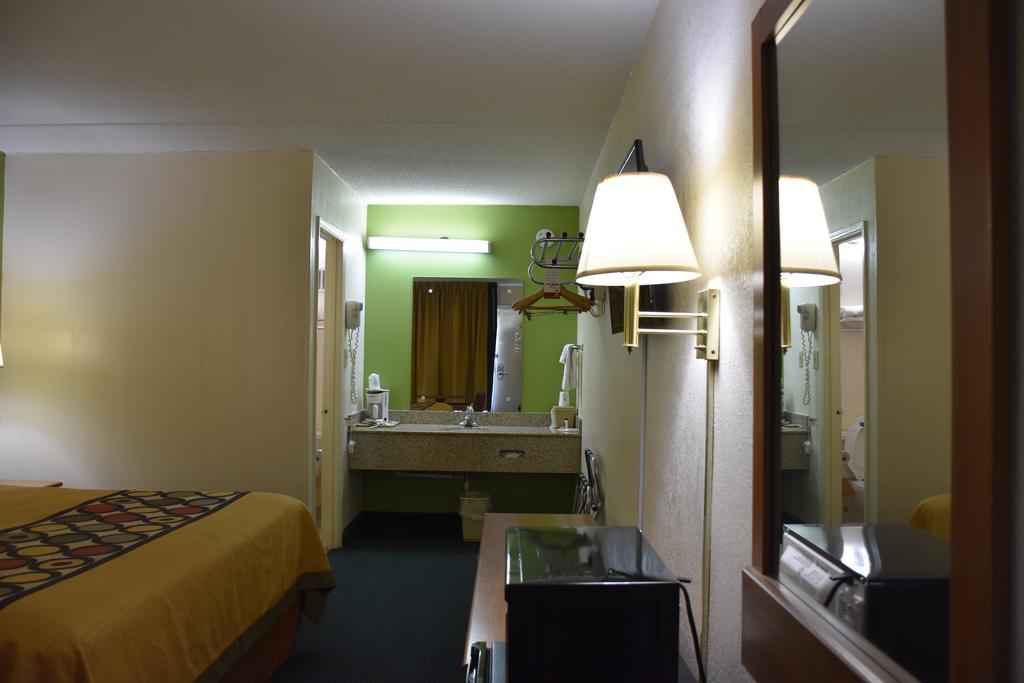 Super 8 By Wyndham Tifton Hotel Luaran gambar