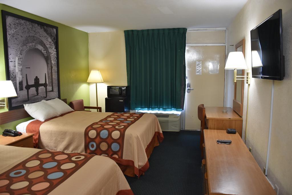 Super 8 By Wyndham Tifton Hotel Luaran gambar