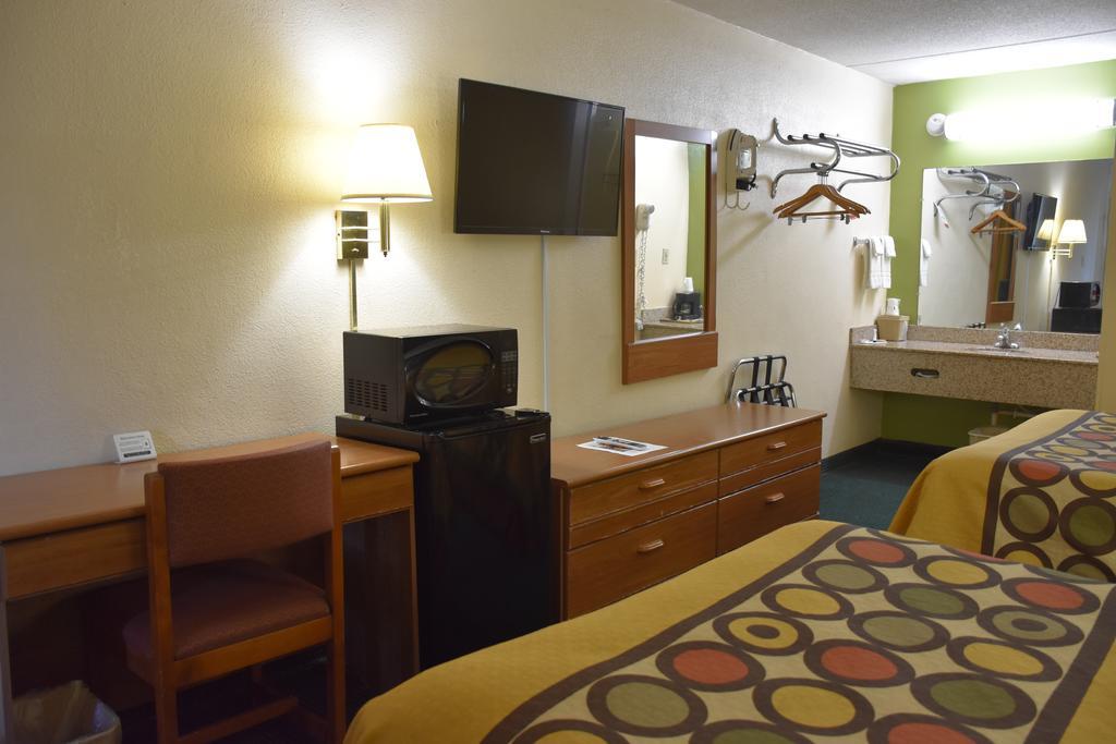 Super 8 By Wyndham Tifton Hotel Luaran gambar