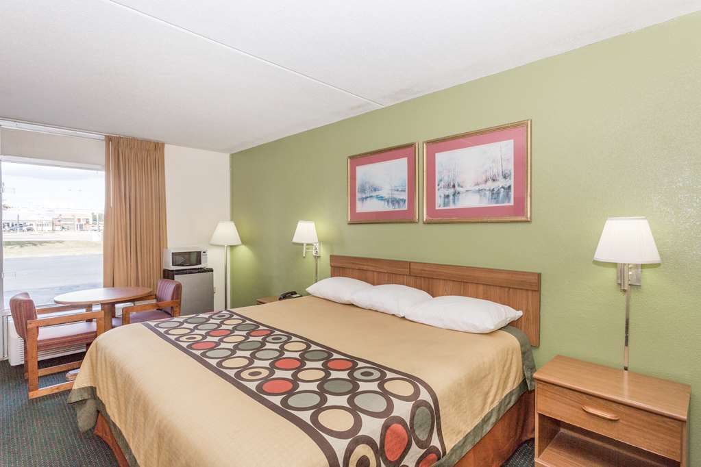 Super 8 By Wyndham Tifton Hotel Bilik gambar